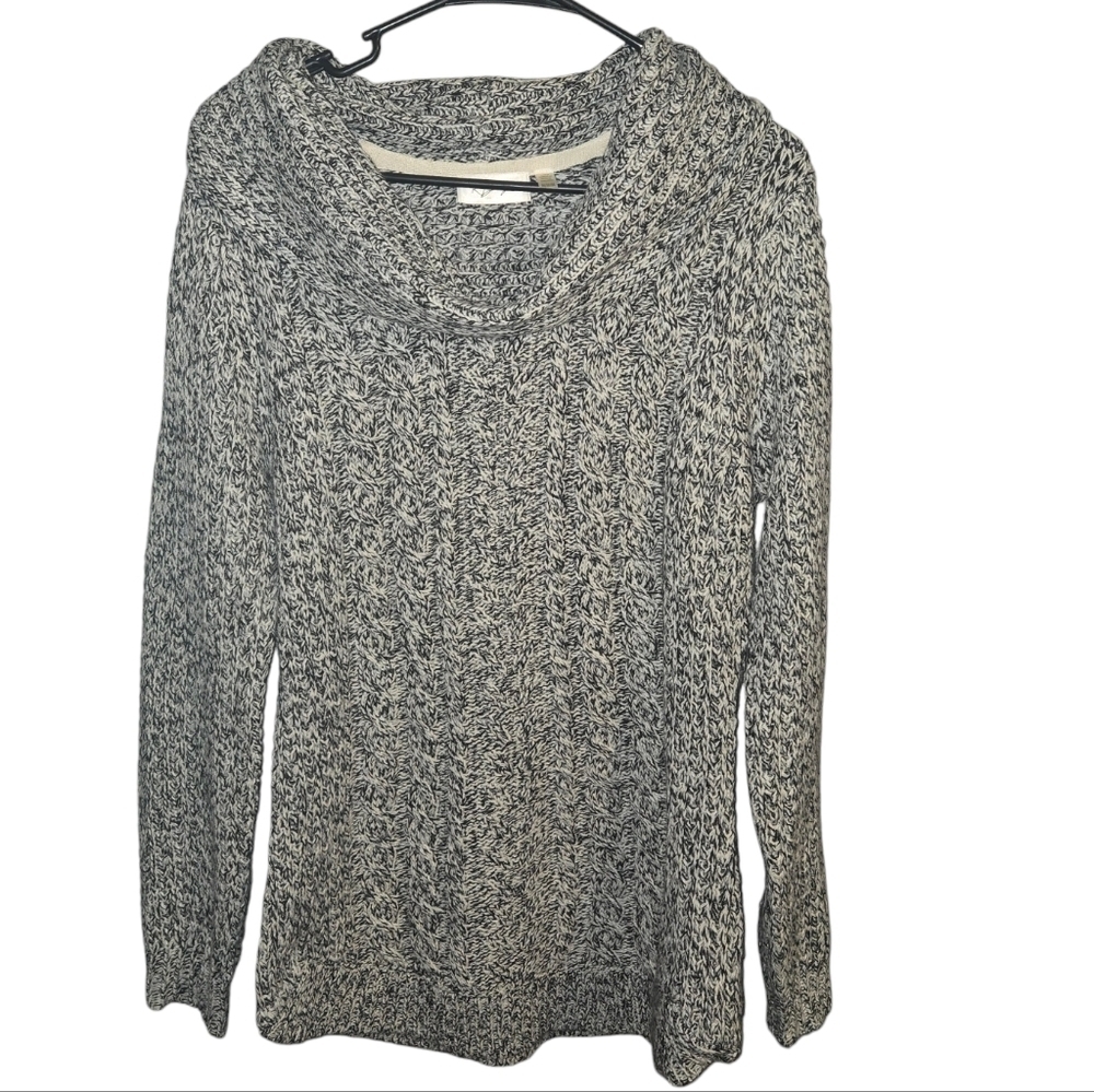 RD-Style Size Medium Black & White Cable Knit Cowl Neck Sweater